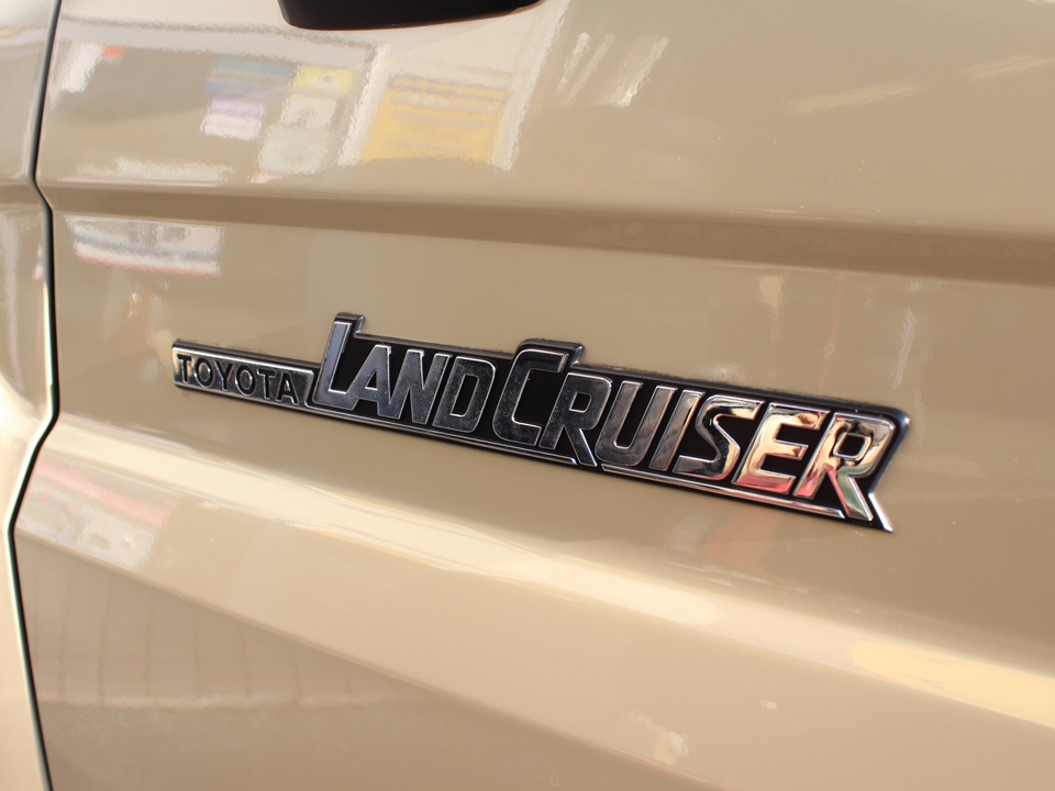 左ハンドルランクル70ディーゼル