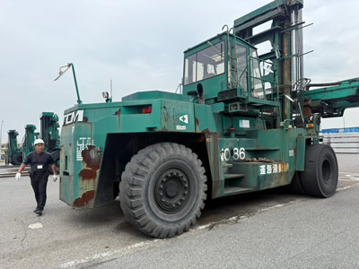 コンテナリフト